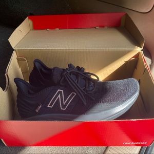 New Balance Women’s Fresh Foam Roav V1